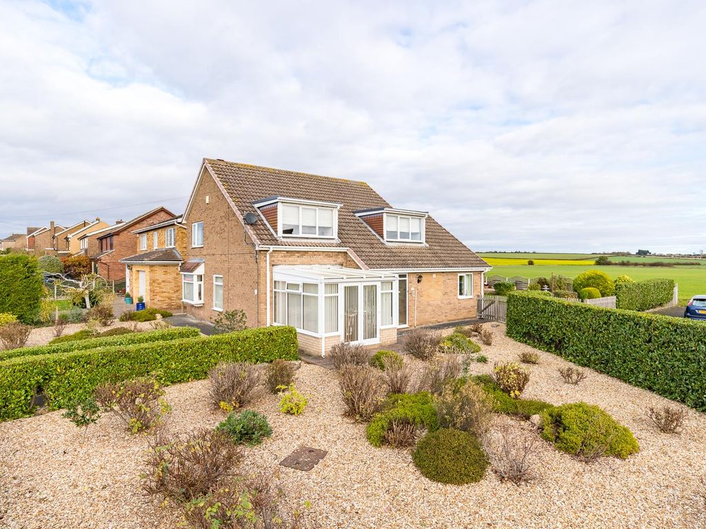 4 bed detached house for sale in Churchill Avenue, Brigg DN20 Zoopla