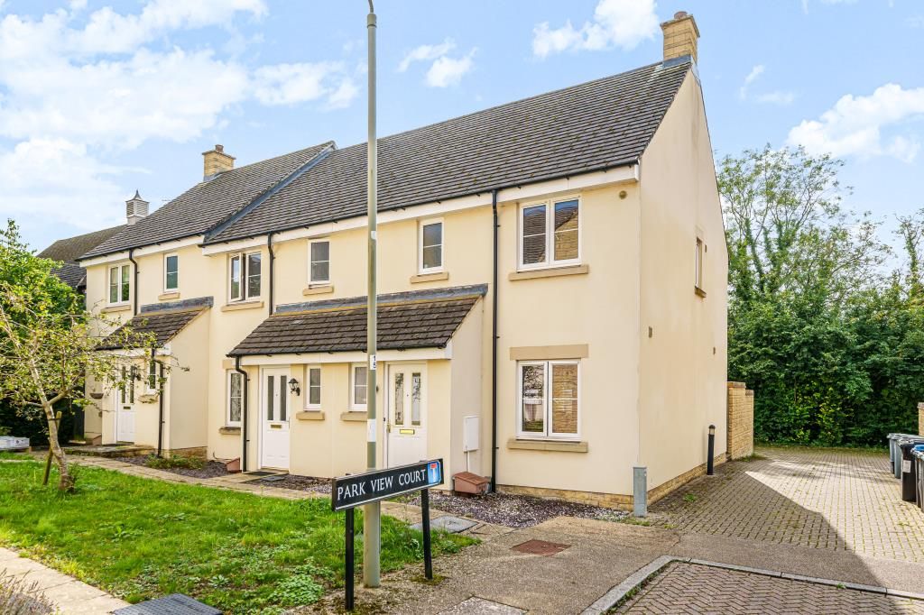 3 bed semidetached house for sale in Park View Court, Witney OX28, £