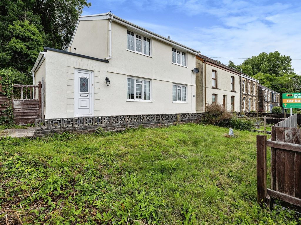 3 bed detached house for sale in Clydach Road, Ynystawe, Swansea SA6, £