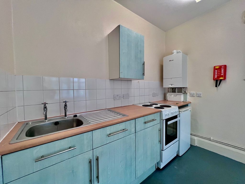 Studio to rent in Midanbury Lane, Southampton SO18 Zoopla