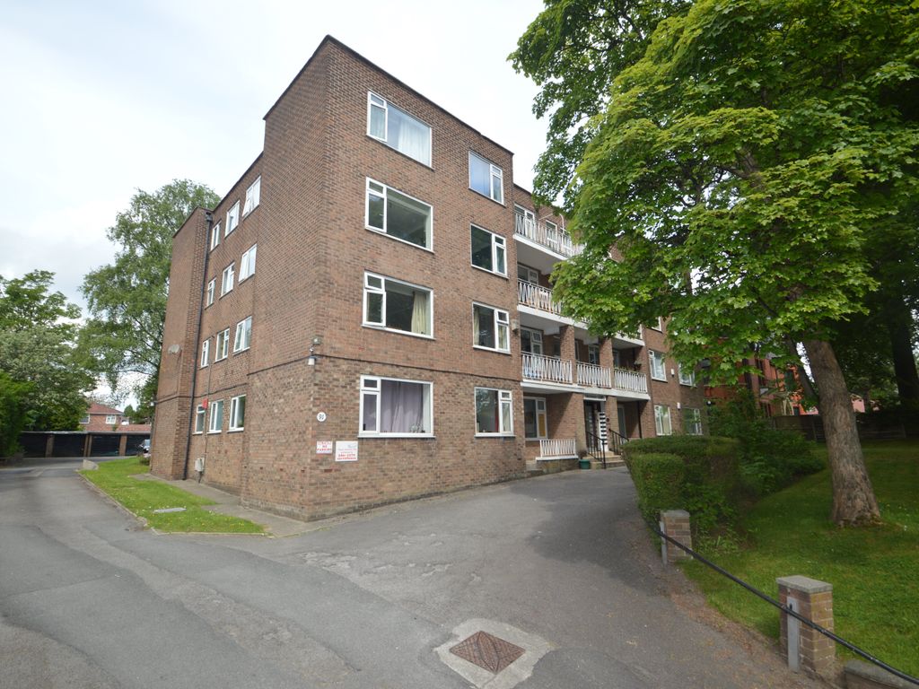 2 bed flat to rent in Middleton Road, Crumpsall, Manchester M8 Zoopla