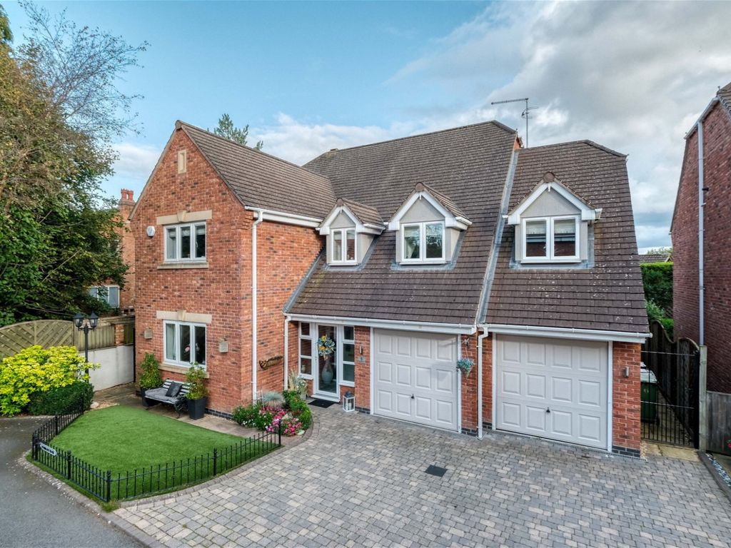 5 bed detached house for sale in Birchfield Road, Headless Cross