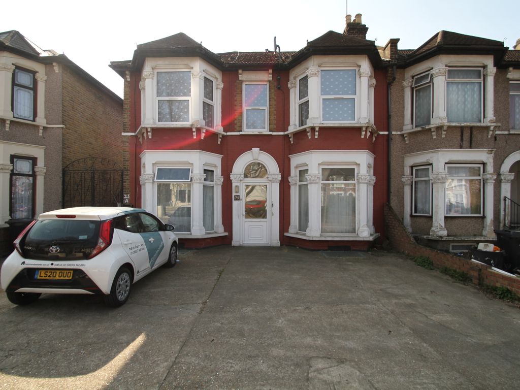 2 bed flat to rent in Northbrook Road, Ilford IG1 Zoopla