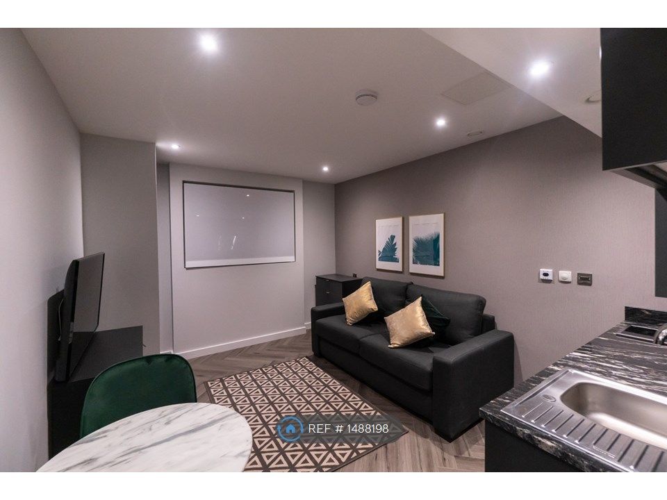 Studio to rent in Water Street, Liverpool L2 Zoopla