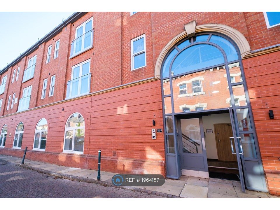 2 bed flat to rent in Cooper House, Hull HU1, £1,250 pcm Zoopla
