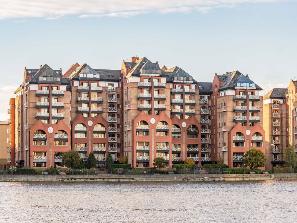 2 bed flat for sale in William Morris Way, London SW6 Zoopla