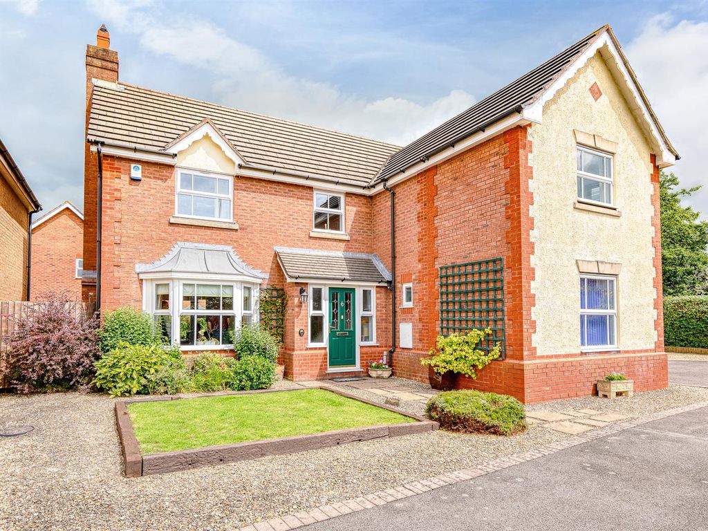 4 bed detached house for sale in North End Road, Yatton, Bristol BS49
