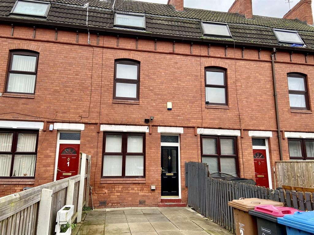3 bed terraced house for sale in Rudman Drive, Salford M5 Zoopla