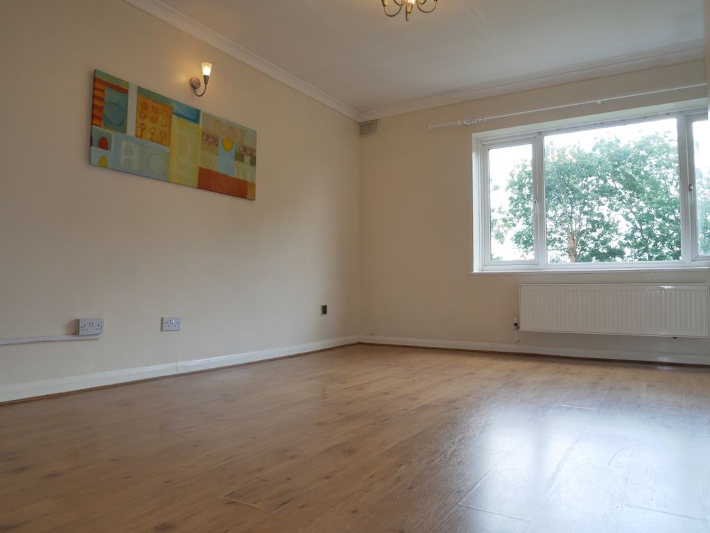 1 bed flat to rent in Cromwell Road, Hayes UB3 Zoopla