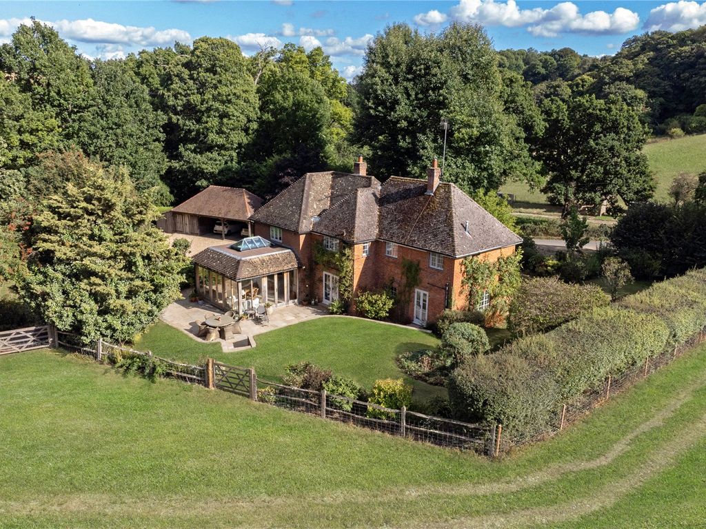 3 bed detached house for sale in Well Lane, Bentworth, Alton, Hampshire GU34 Zoopla