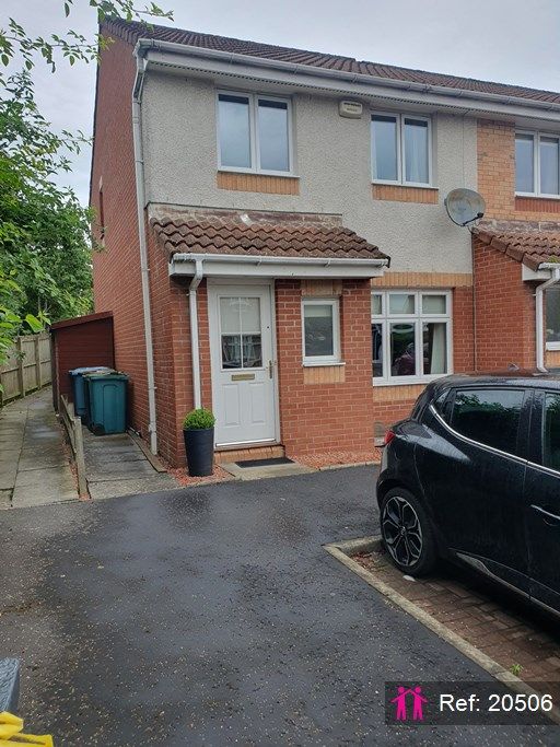 3 bed semidetached house for sale in Cromlet Drive, Coatbridge ML5, £