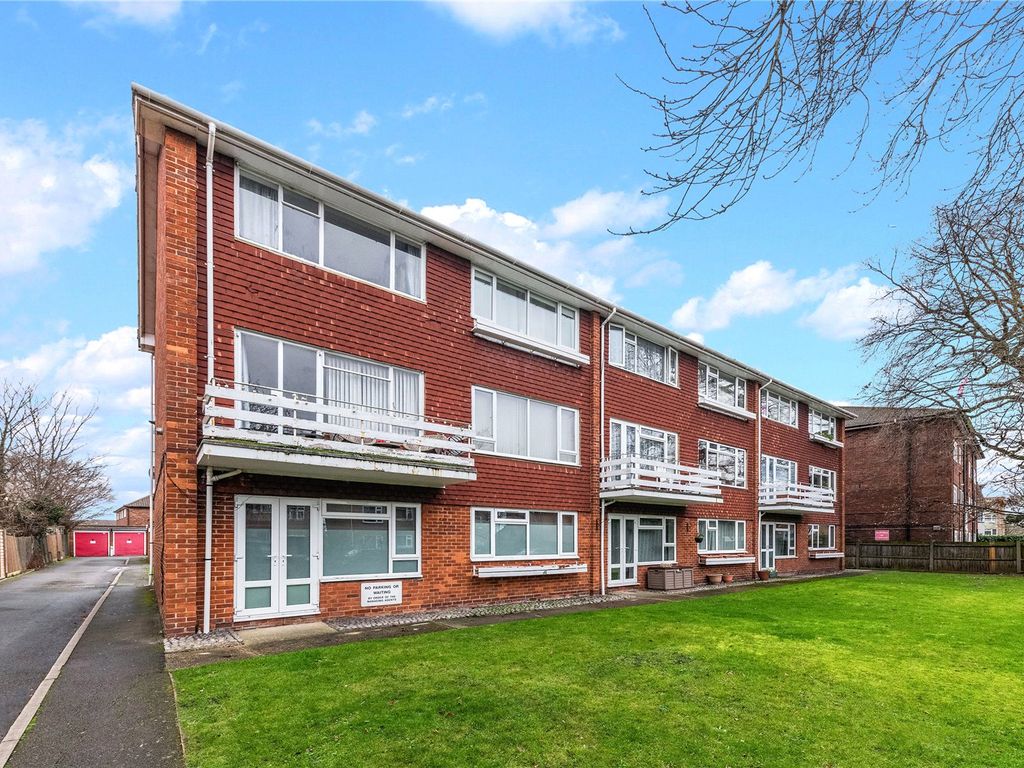 2 bed flat for sale in Thicket Road, Sutton SM1 Zoopla