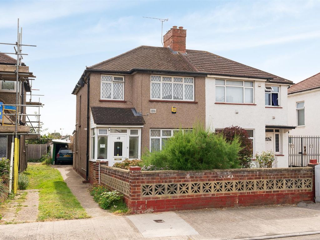 3 bed semidetached house for sale in Crowland Avenue, Hayes UB3, £