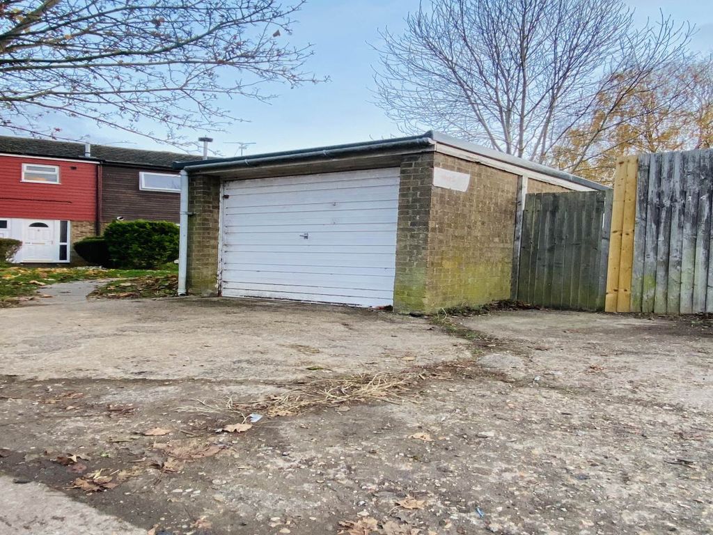 Parking/garage to rent in Kirkmeadow, Bretton, Peterborough PE3 Zoopla