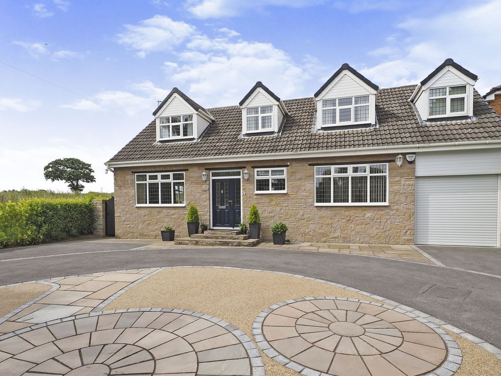 5 bed detached house for sale in Applehaigh Lane, Notton, Wakefield WF4