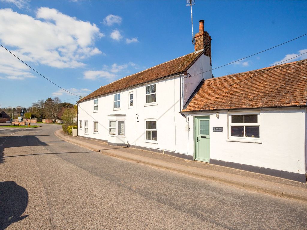 2 bed semidetached house for sale in Compton Road, East Ilsley