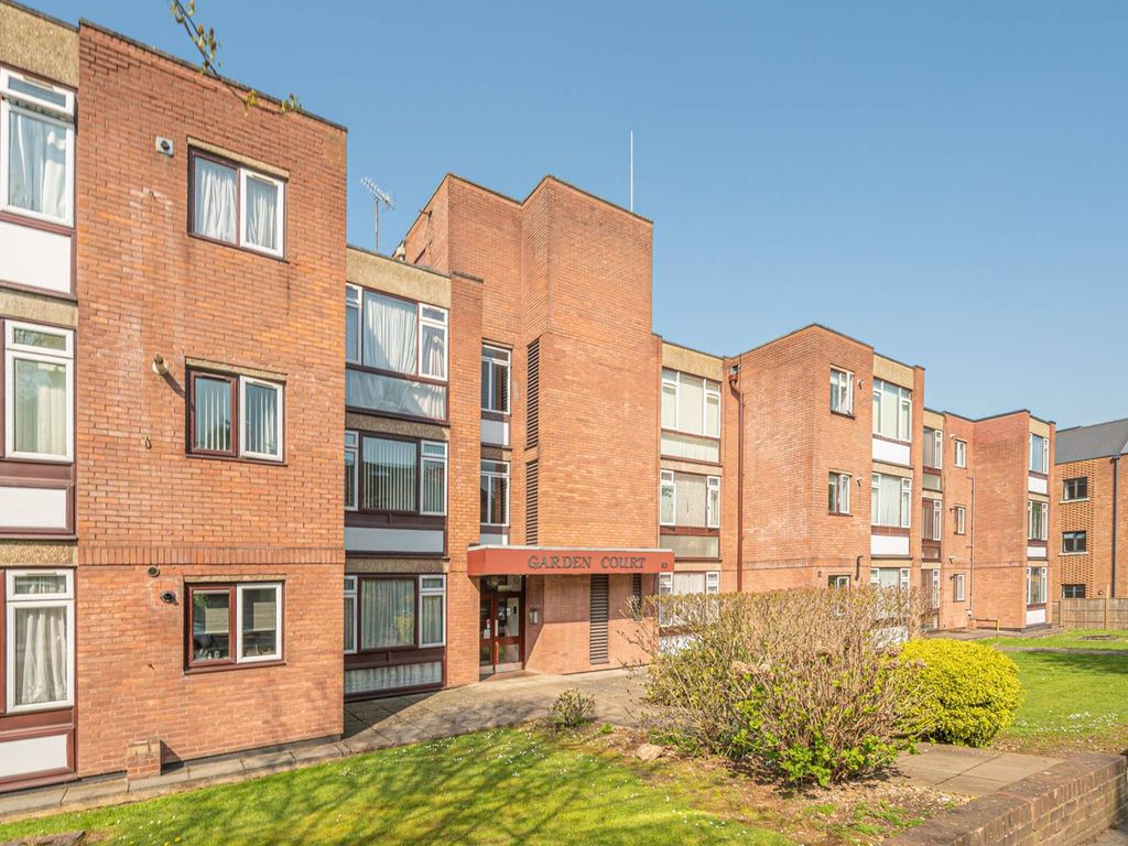 2 bed flat to rent in Holden Road, Finchley, London N12 Zoopla