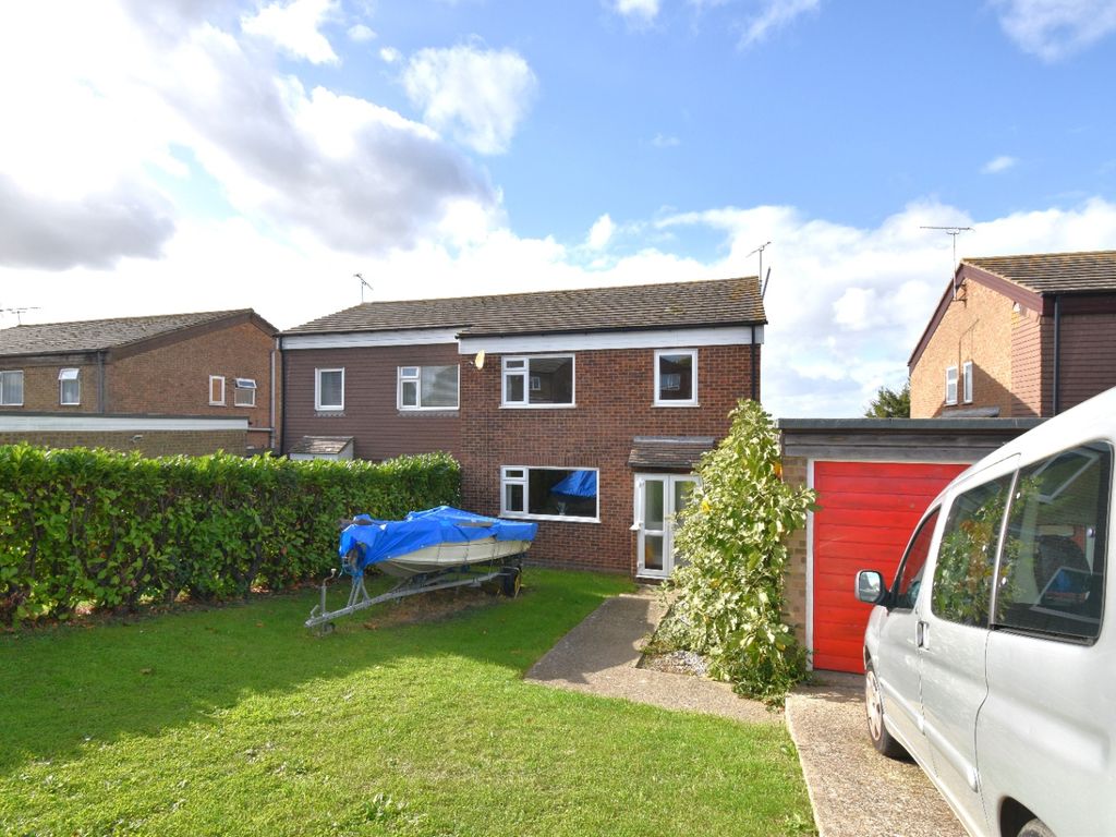 4 bed semidetached house for sale in Reynolds Close, Herne Bay CT6
