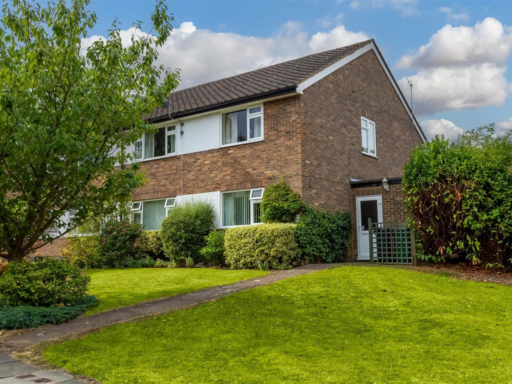 2 bed for sale in Beacon Way, Banstead SM7 Zoopla