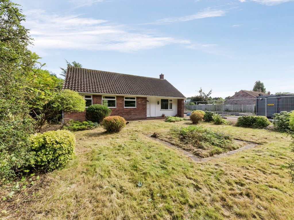3 bed bungalow for sale in Hassall Road, Alsager, StokeOnTrent