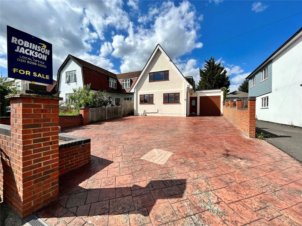 4 bed detached house for sale in Blackfen Road, Sidcup, Kent DA15 Zoopla