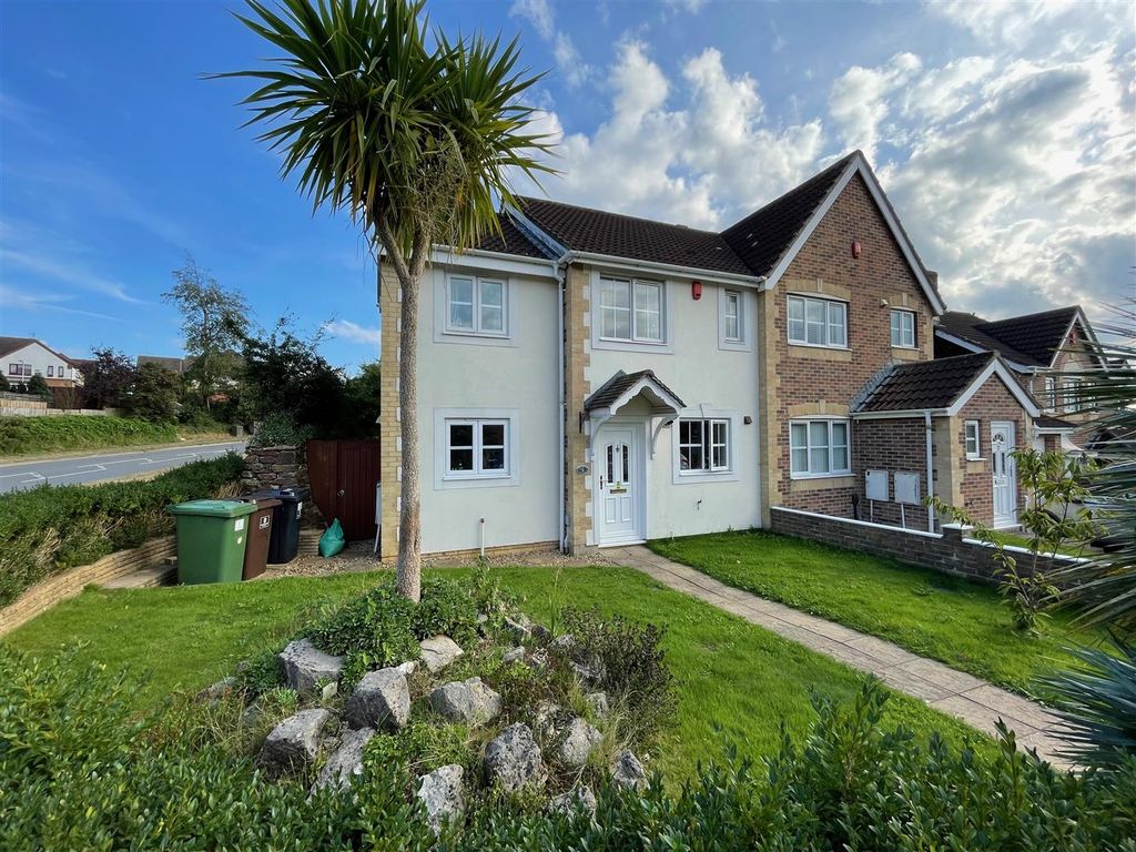 3 bed semidetached house to rent in Periwinkle Drive, Plympton