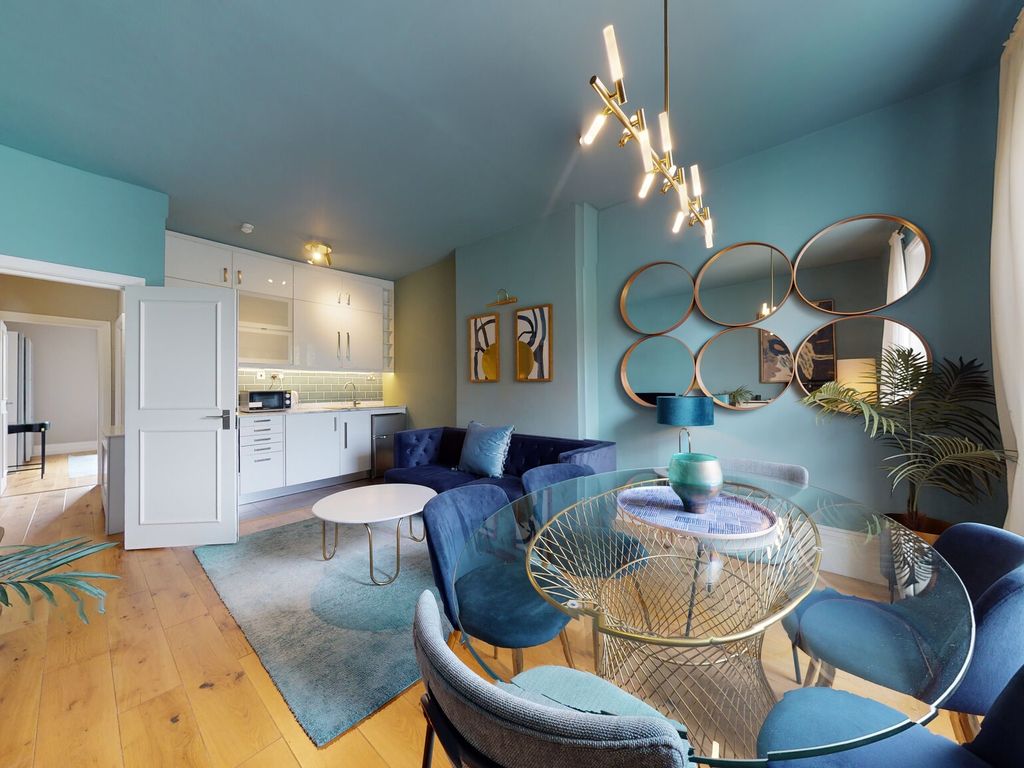 2 bed flat to rent in Leinster Gardens, London W2 Zoopla