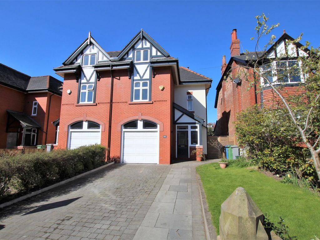 6 bed semidetached house for sale in Willow Tree Road, Altrincham WA14