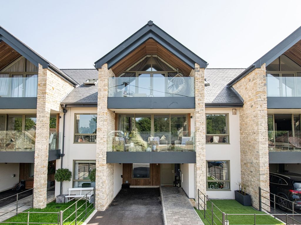 3 bed town house for sale in Avonvale Mews, Frome Road, BradfordOn