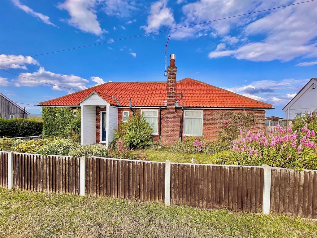 3 bed detached bungalow for sale in Long Beach Estate, Hemsby, Great