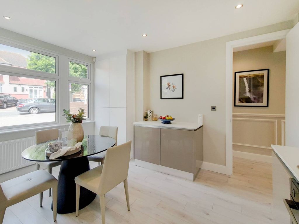 Rundell Crescent, Hendon, London NW4