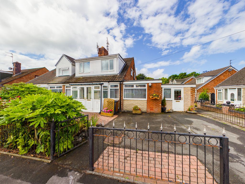 5 bed semidetached house for sale in Deyes End, Maghull, Liverpool L31