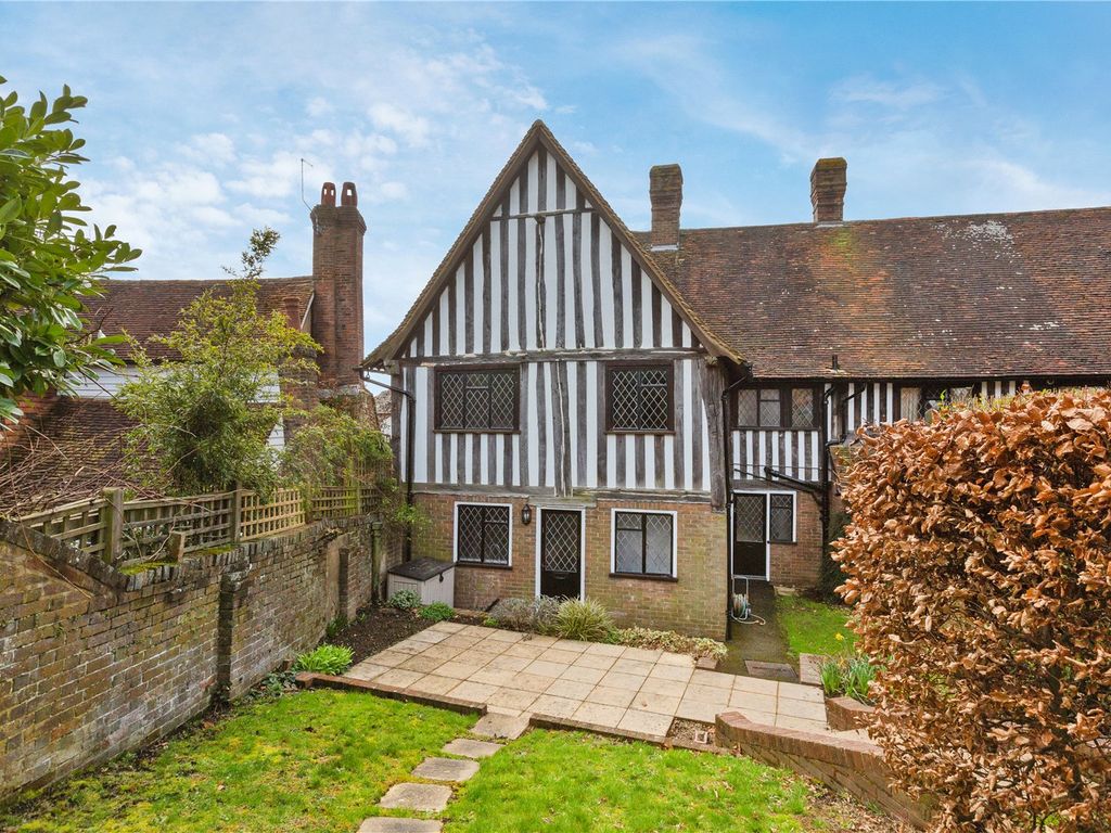 2 bed end terrace house to rent in Old Palace, High Street, Brenchley