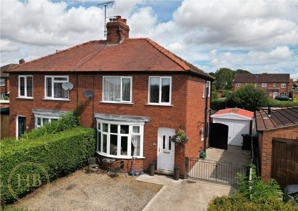 3 bed semidetached house for sale in Whitfield Avenue, Pickering YO18