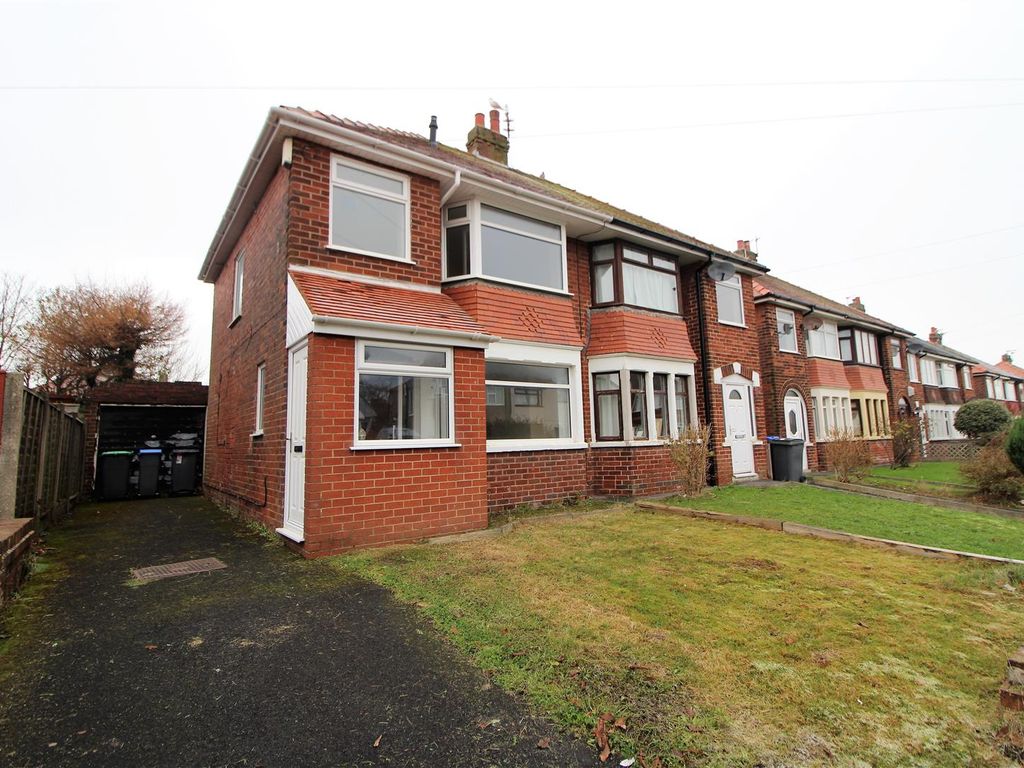 3 bed property to rent in Rivington Avenue, Bispham, Blackpool FY2 Zoopla