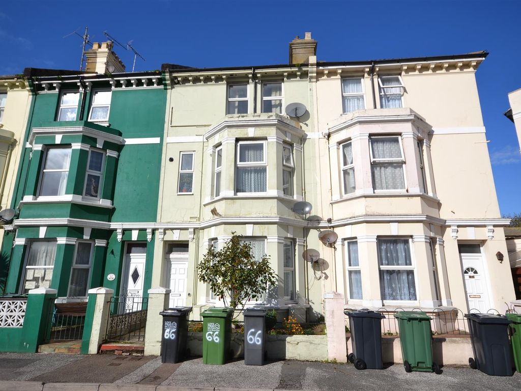 2 bed flat to rent in Ceylon Place, Eastbourne BN22 Zoopla