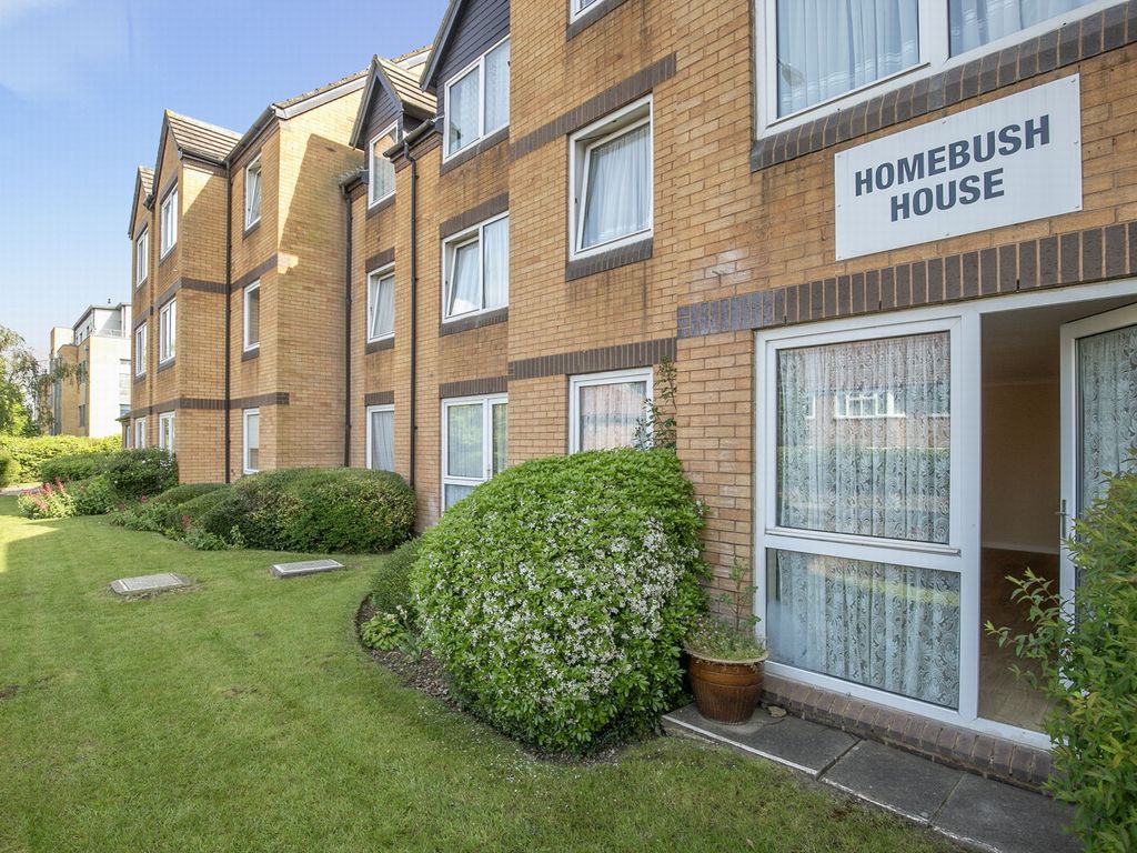 1 bed flat for sale in Homebush House, Kings Head Hill, Chingford E4, £