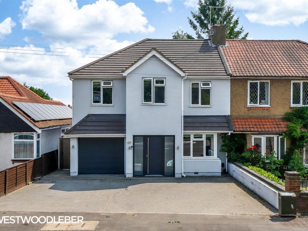 4 bed semidetached house for sale in Ware Road, Hoddesdon EN11 Zoopla