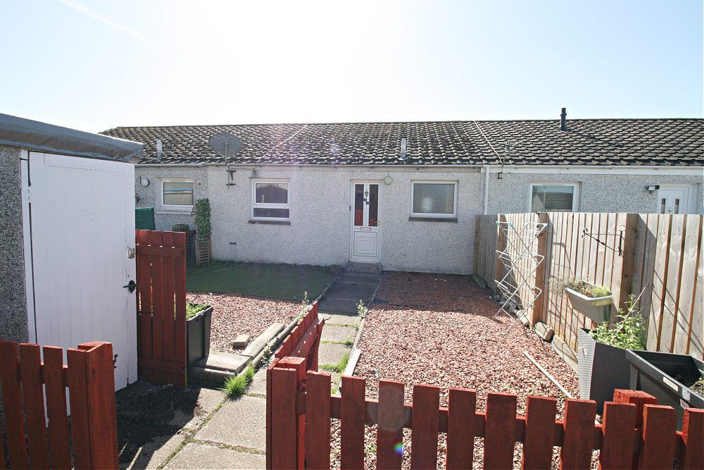 2 bed terraced bungalow for sale in Honeybank Crescent, Carluke ML8, £
