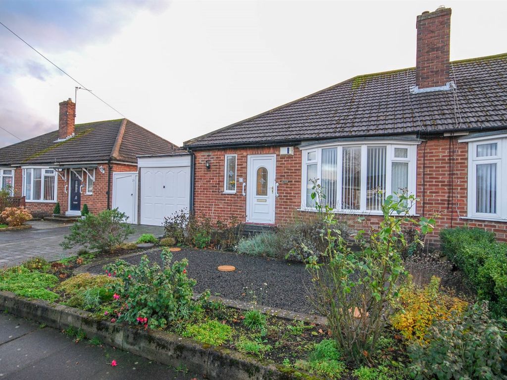 2 bed bungalow for sale in Ashwood Grove, North Gosforth, Newcastle