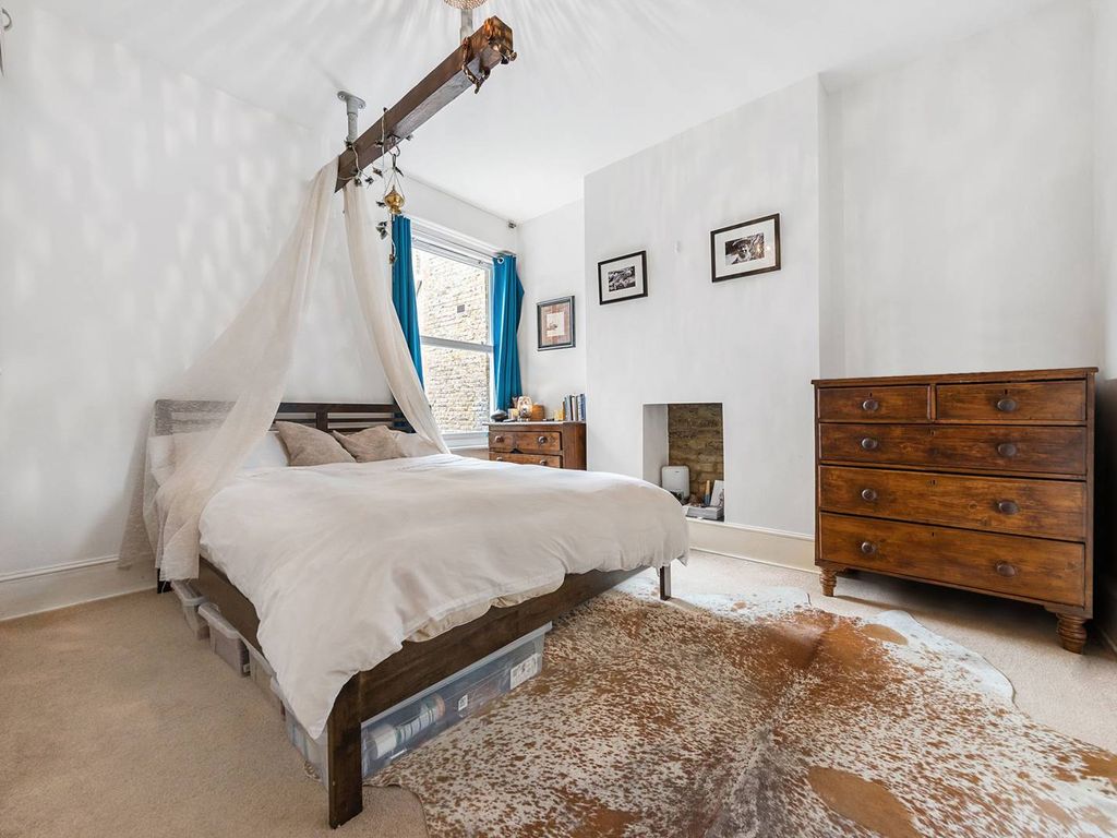 2 bed flat to rent in Elms Crescent, Abbeville Village, London SW4 Zoopla