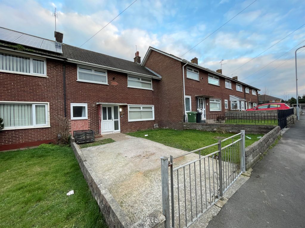 3 bed terraced house for sale in Petherton Place, Llanrumney, Cardiff