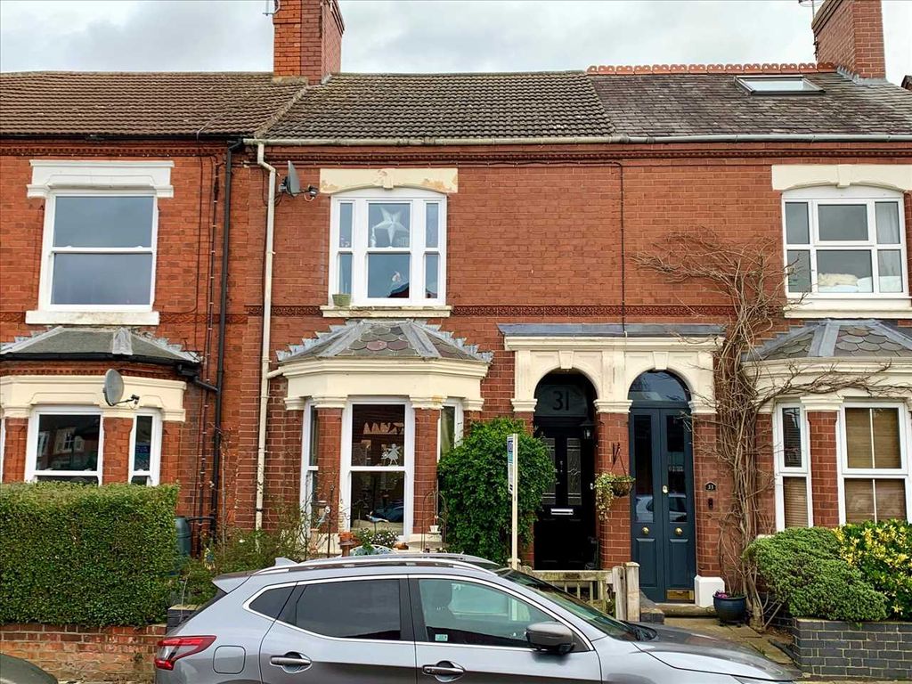 3 bed terraced house for sale in Osborne Street, Wolverton, Milton
