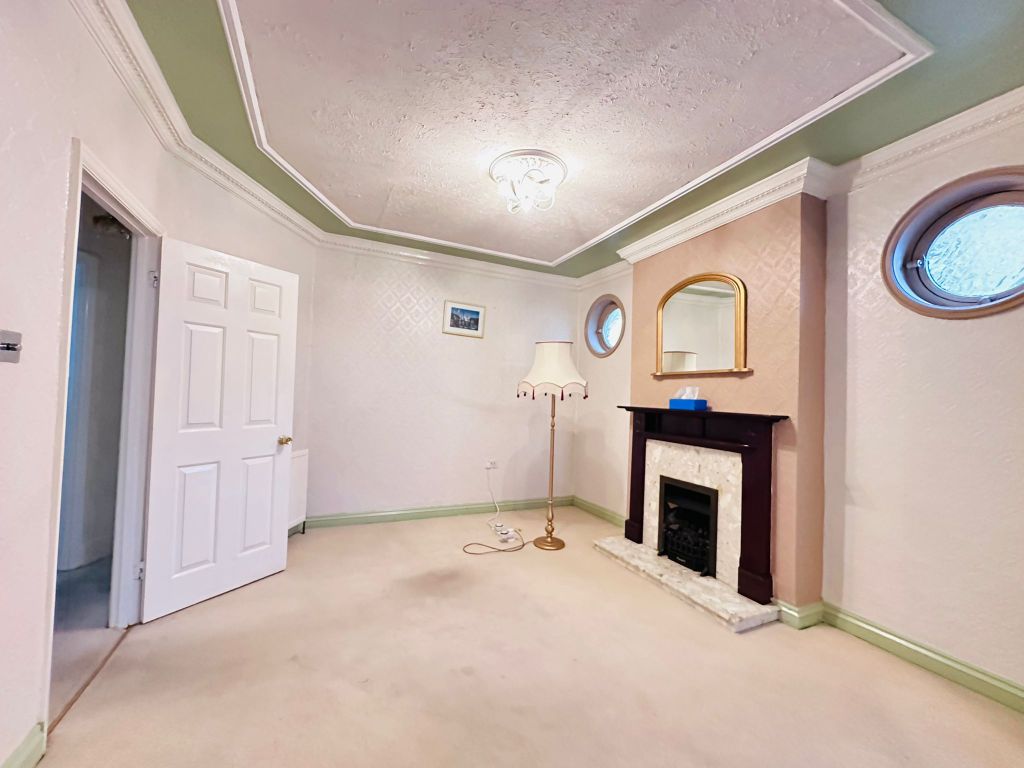 3 bed terraced house to rent in Askwith Road, Rainham RM13, £2,200 pcm