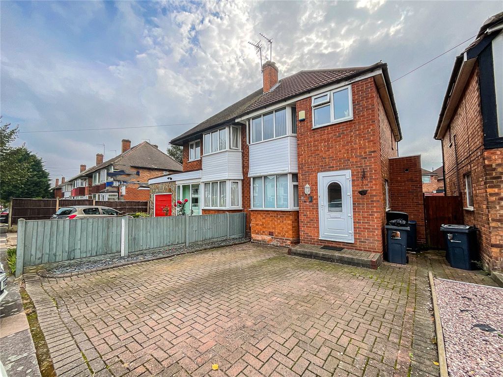 3 bed semidetached house for sale in Falmouth Road, Birmingham, West
