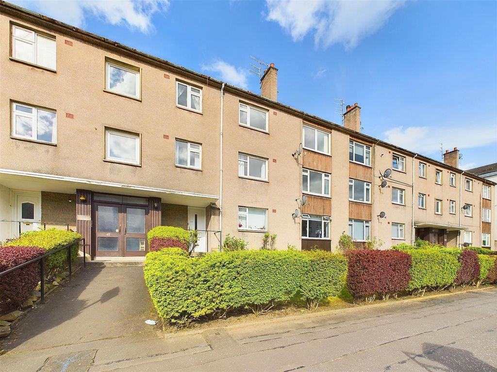 3 bed flat for sale in Tantallon Road, Shawlands, Glasgow G41, £160,000 Zoopla