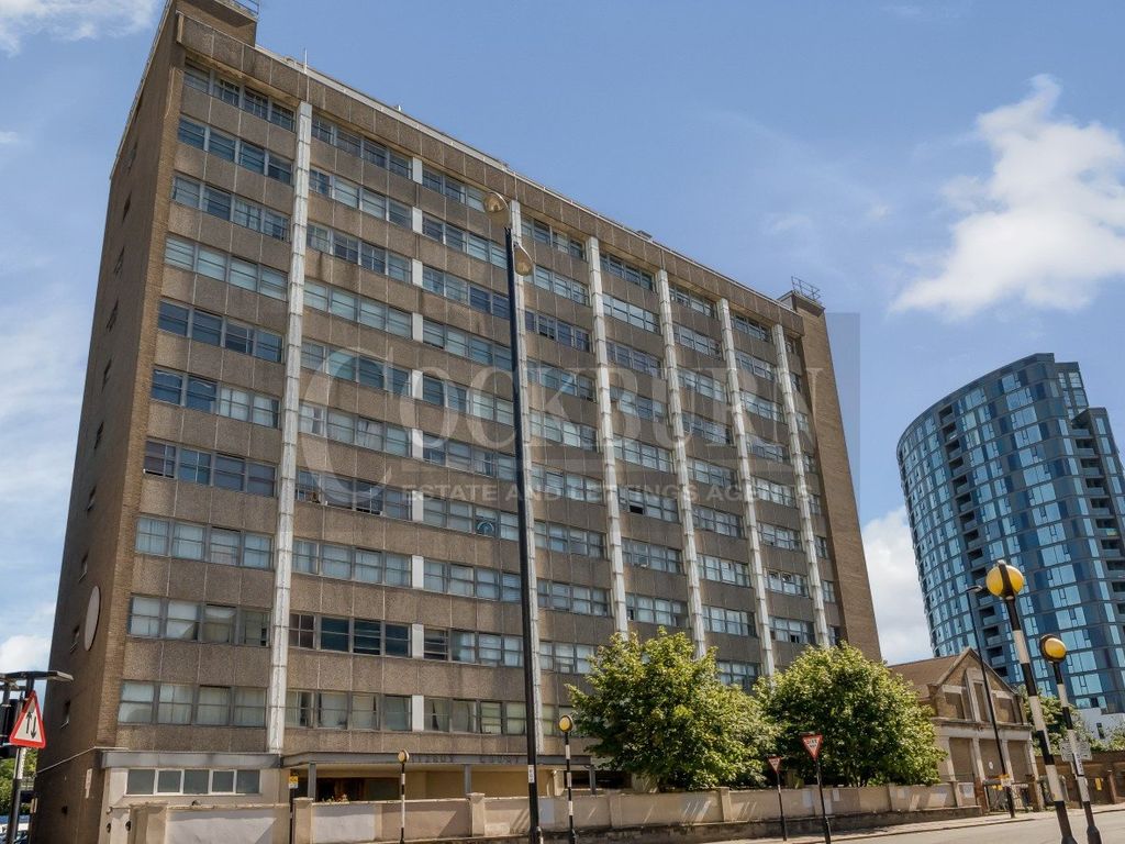 2 bed flat for sale in Whitehorse Road, Croydon CR0, £275,000 Zoopla