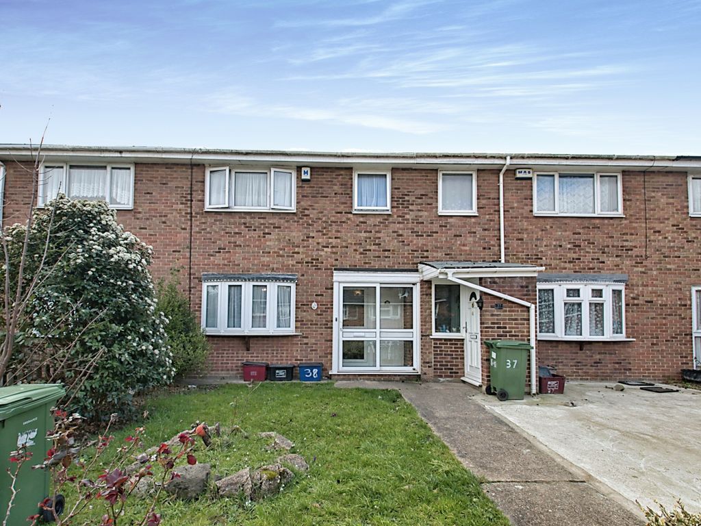 3 bed terraced house for sale in Badlow Close, Erith DA8 Zoopla