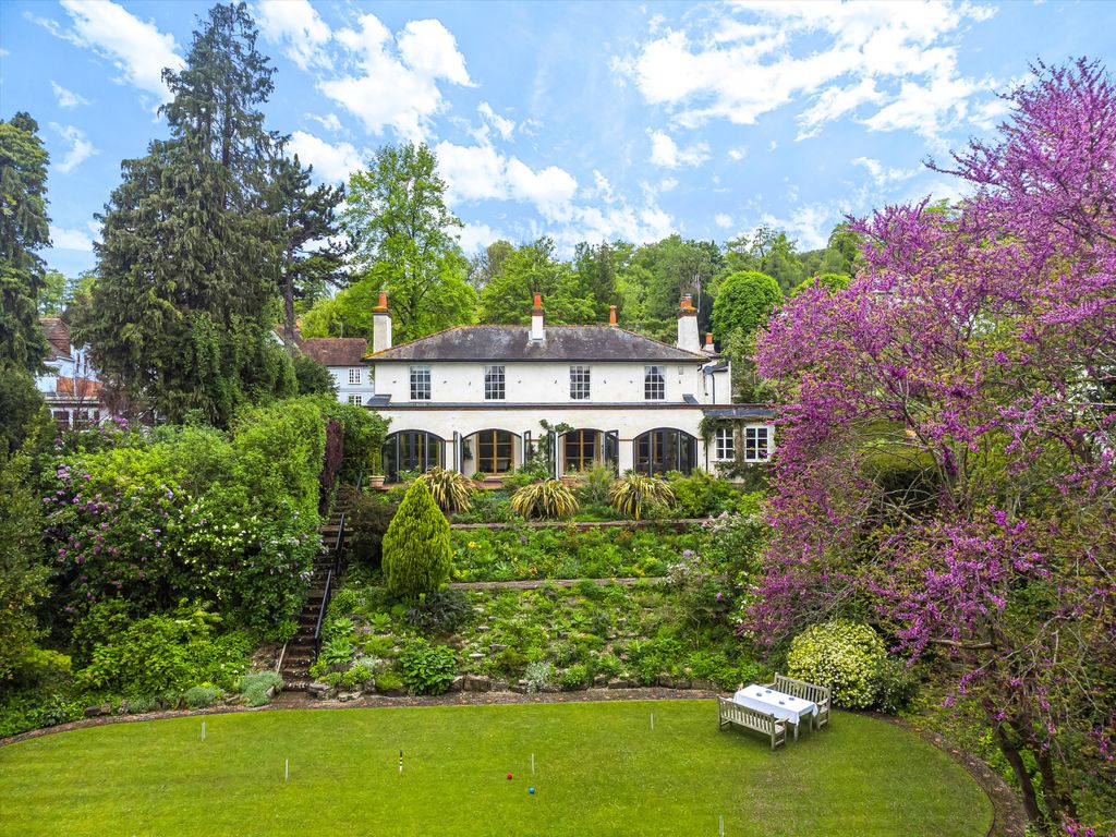 5 bed detached house for sale in Hardwick Road, Whitchurch On Thames