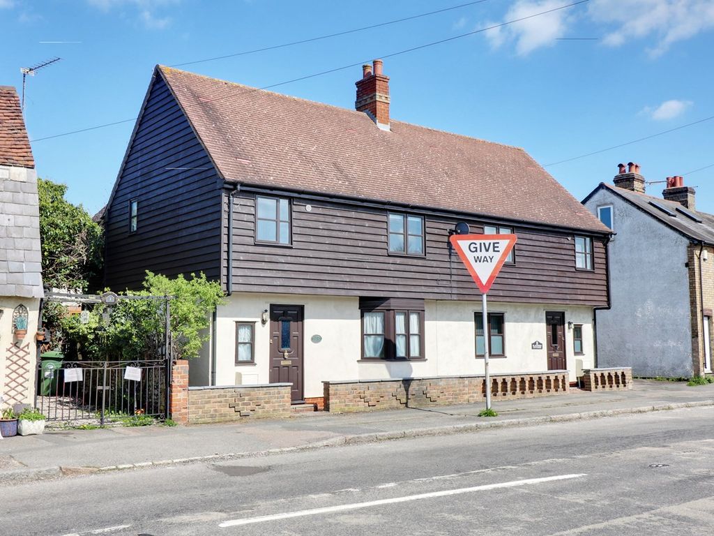 3 bed semidetached house to rent in Stortford Road, Hatfield Heath